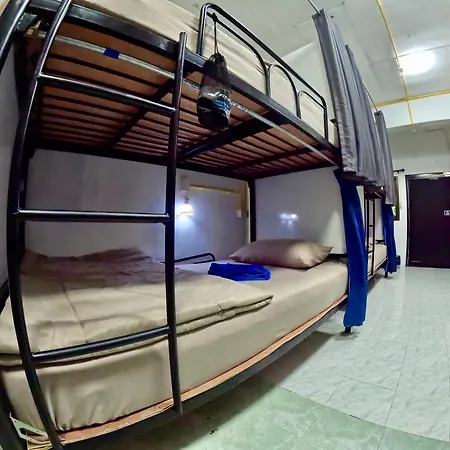 Sweed Dee Hostel-2